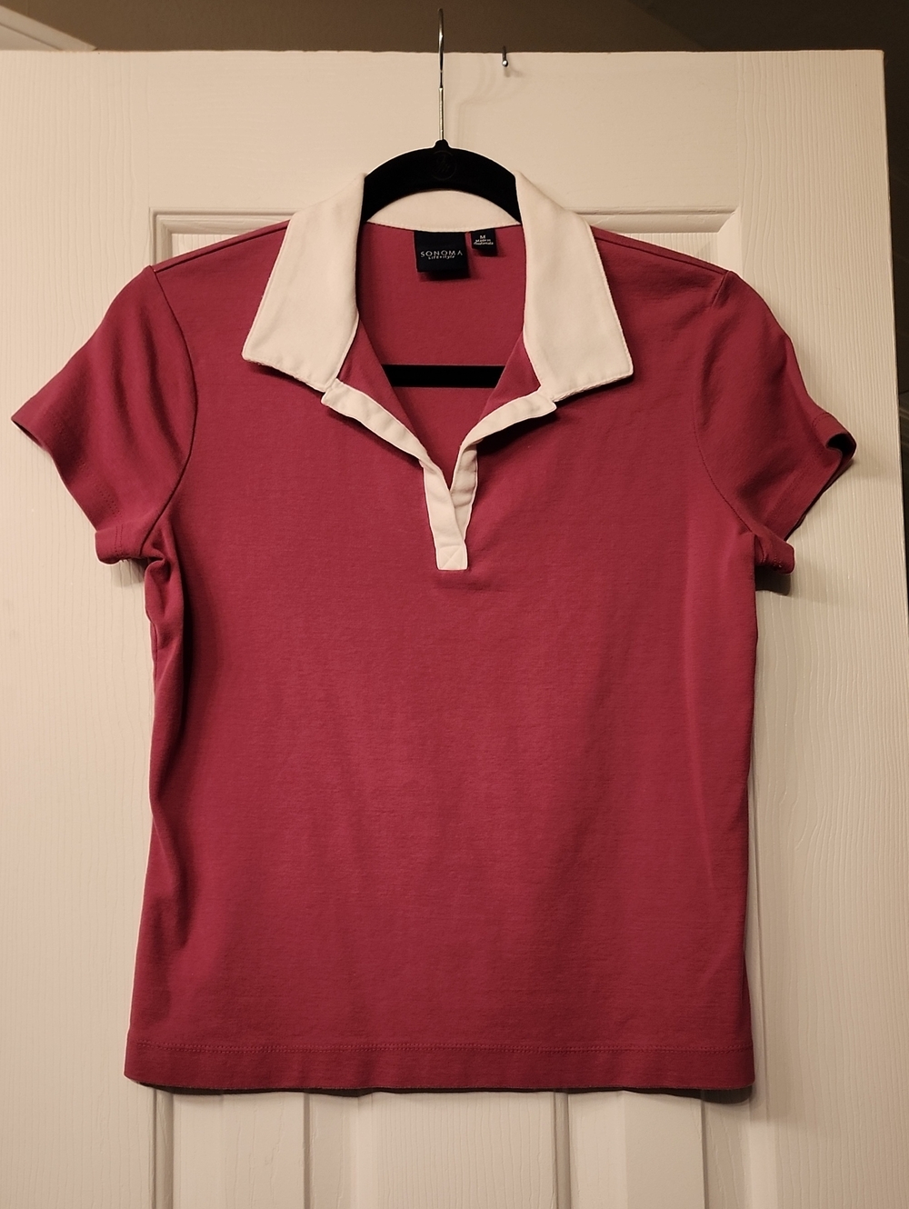 Sonoma Rose-Pink/plum Polo with White Contrast Collar